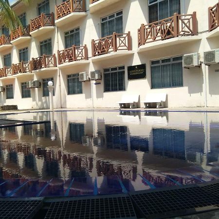 Hotel Seri Malaysia Куантан Екстериор снимка