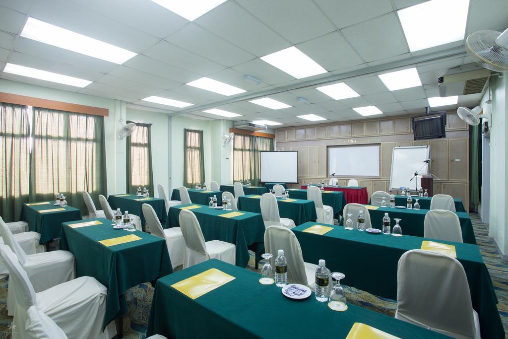 Hotel Seri Malaysia Куантан Екстериор снимка